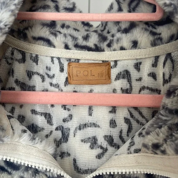 HALF-ZIP PULLOVER - Picture 3 of 3